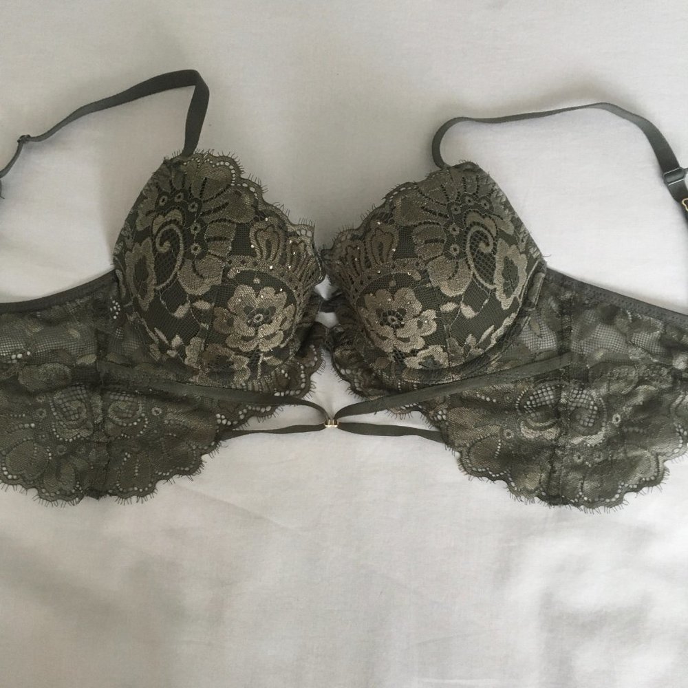 La Senza 34B Lace Lightly Lined Bra